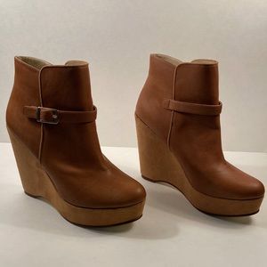 Stella McCartney size 39 (US size 8) wedge boots